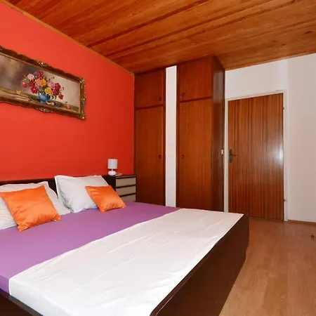 Lägenhet Arbanija 8651d