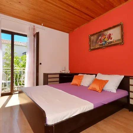 Arbanija 8651d * Trogir