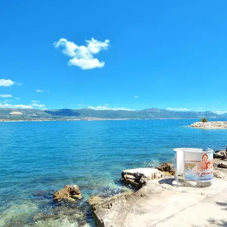 Lägenhet Arbanija 8651d