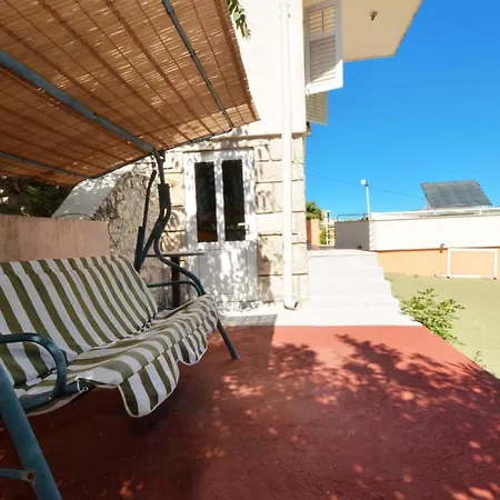 Arbanija 8651d Apartmán *